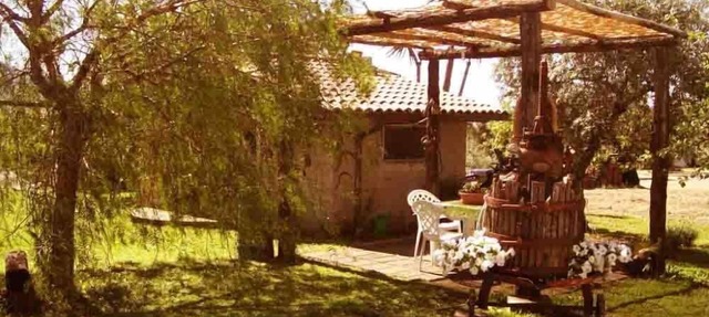 House Vacation Rome with garden dipped in the green of the countries of the Roman Castles in Giulianello di Cori