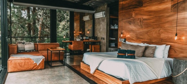 Immersive Nature-Inspired Suite w/Private Pool & Hot tub + Andes Backdrop in Quindio