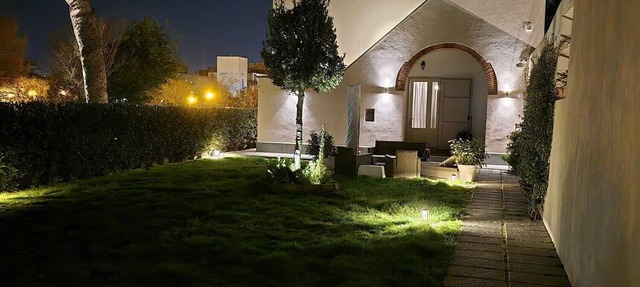 La Villa Apartments Tinaia- 8 beds- Private parking included with room in Livorno