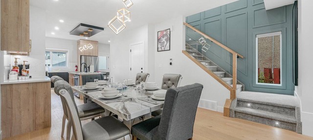 Modern luxury home near Downtown and close to University of Alberta *King Bed in Edmonton