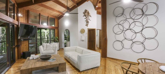 Neverland - The Stoney Creek Treehouse in Kamerunga