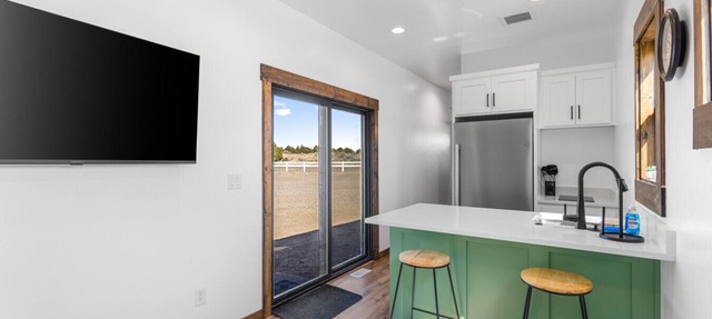 NEW Tiny Home with Loft Near Yellowstone in Saint Anthony