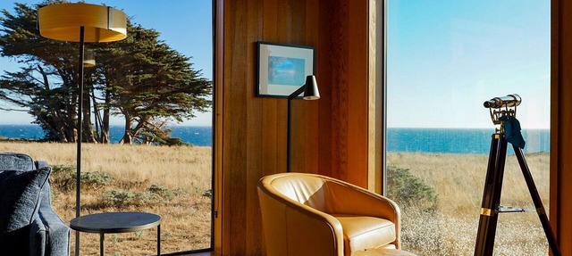 Ocean Bluff Home, Golf Privileges in The Sea Ranch