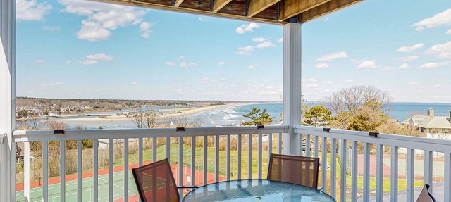 Ocean-view condo overlooking Ogunquit Beach with balcony, pool & tennis in Ogunquit