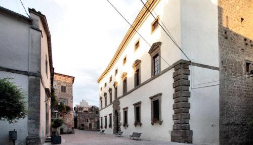 Palazzo Orsini in Mugnano