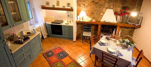 PATRIZIA' RETREAT - RELAX & SPORT IN A BEAUTIFUL HOLIDAY HOME in Bagnoregio VT