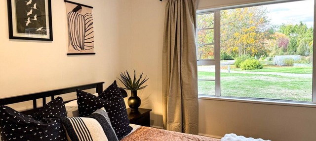 Peaceful Rural Retreat at the Base of Coronet Peak and linking to QT trails! in Speargrass Flat