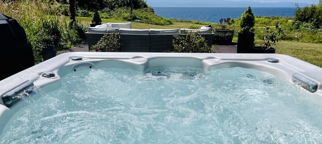 Points West Oceanfront Resort 2 Bed Suite in Sooke