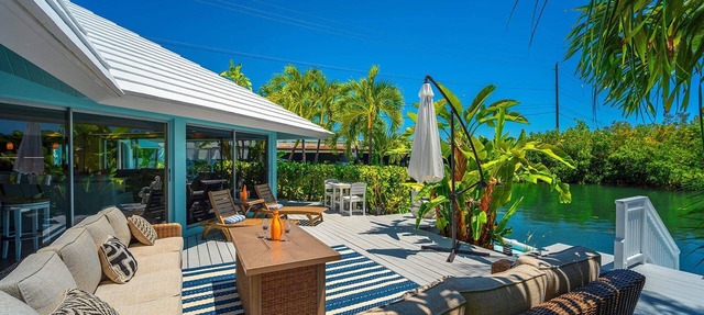 Poseidon's Paradise: Luxury Waterfront Rental in Key West, Stunning Backyard Oasis and Private Pool! in Key West