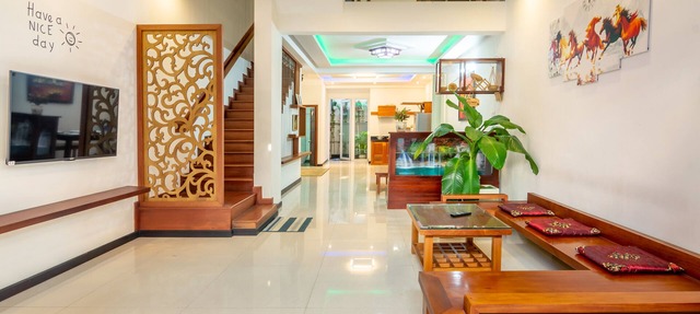 Pretty 4BR House@3MIN to the beach@ 3N Free pickup in Sơn Trà