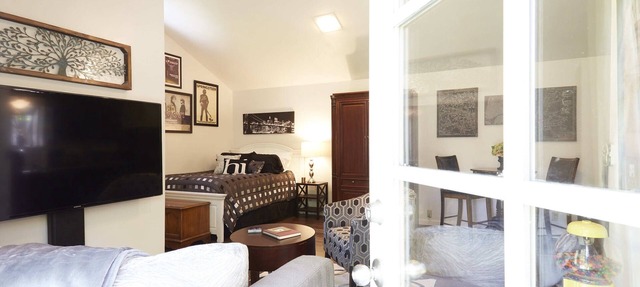 Private Willow Glen Studio Guesthouse in San Jose