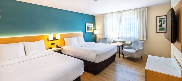 Quality Inn & Suites Garden of the Gulf in Summerside