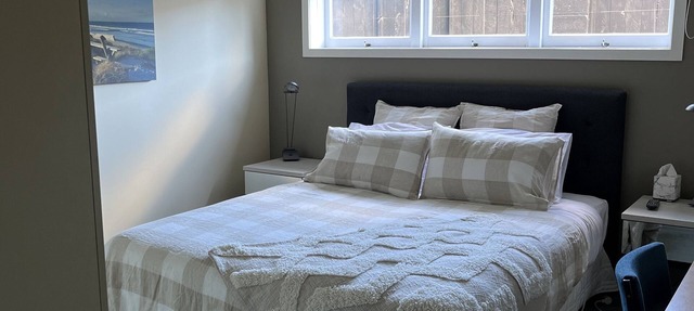 Quiet and comfy, private and peaceful in Springfield