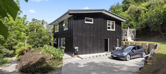 Raglan Country Lodge in Raglan
