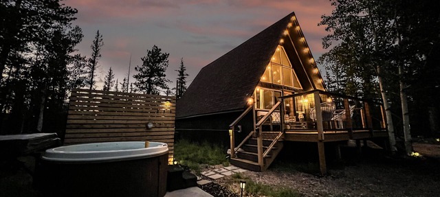 Rainbow Trail/A-frame in Divide