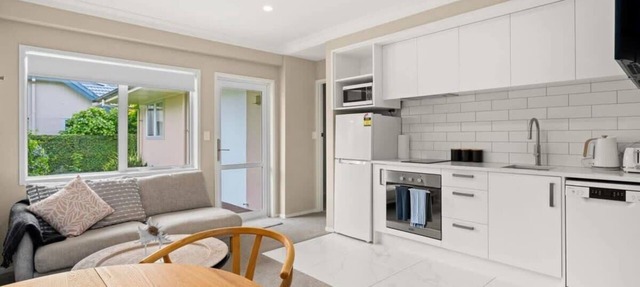 Relax in Style | Fully Equipped Kitchen and Complimentary WiFi in Tauranga