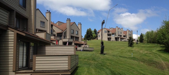See September Specials - Condominium at 7 Springs Resort - Prime Location in Champion