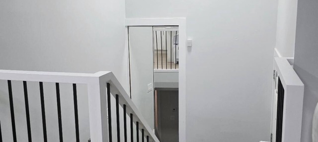 SLEEK FAMILY-FRIENDLY 3 BEDROOM HOUSE MINUTES FROM WEM. in Edmonton