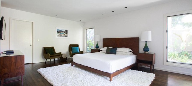 Solar Drive by Onefinestay in Los Angeles