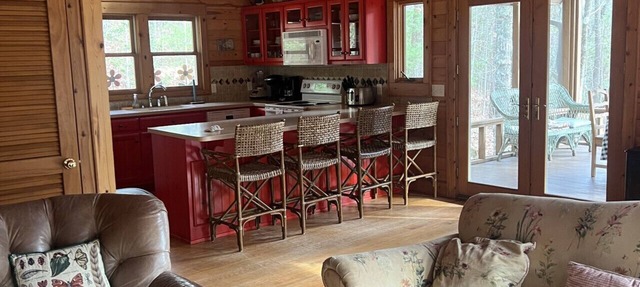 Splendor Mountain Ruby Cabin in Tiger