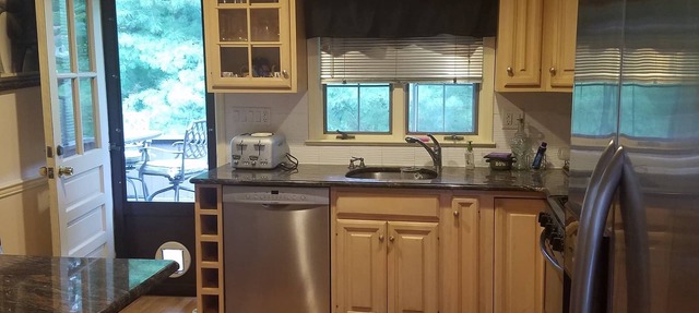 Split Level House (Top and Bottom Floor) in Hackensack, New Jersey 07601 NJ 0760 in Hackensack