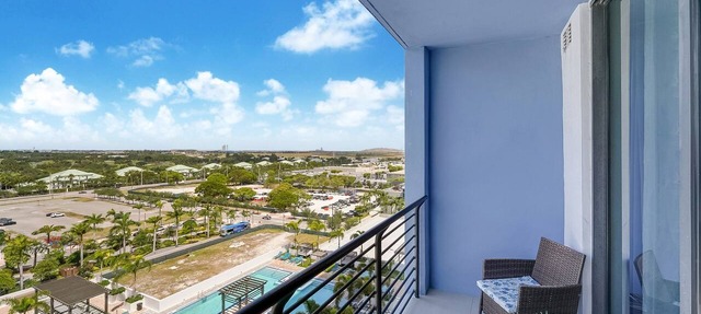 Stylish Studio | Pool View | Downtown Doral' Heart in Doral