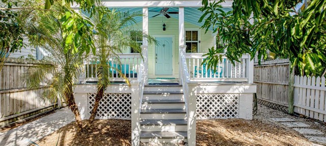 Sunshine Corner in Key West