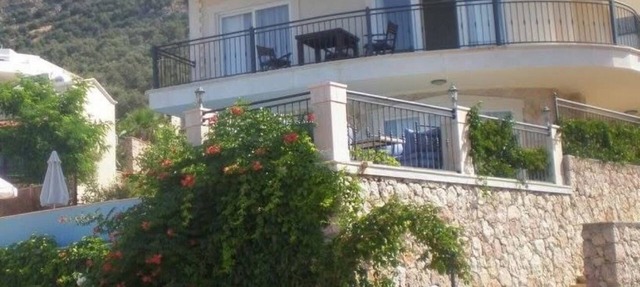 Superb Detached Villa Private Infinity Pool, Panoramic Sea Views, Wifi, Air Con. in Kalkan