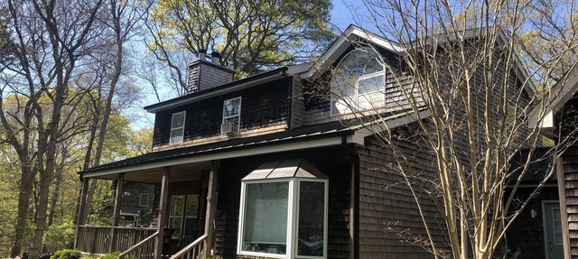 Terrific 4 bedroom house in East Hampton with AC, WiFi- share in East Hampton