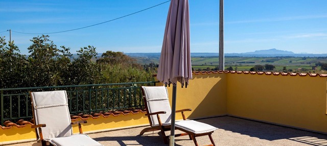 The Rising Sun – 50 sqm, private garden, sea view, 200m from La Pineta beach in Marinella