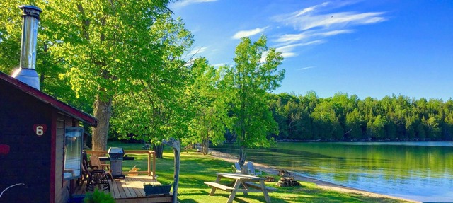 Two Bedroom Cottage on a Private Sand Beach in Long Bay, Lake Kagawong in Spring Bay