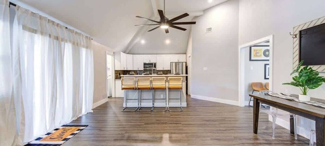 Ultimate Getaway Explore Katy & Houston in Style in Katy
