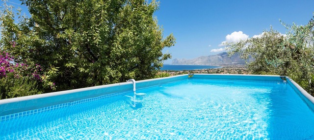 Villa 'Anna Messina' with sea view, Wi-Fi and air conditioning in Carini