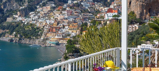 Villa Le Sirene with Private Jacuzzi, Sea View in Positano
