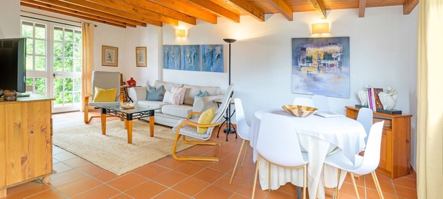 Villa 'Your Beachfront Escape Awaits' with Private Terrace, Private Garden and Wi-Fi in Melides