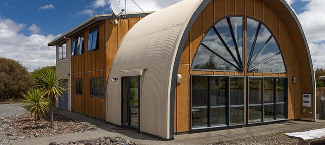 Waimarino Lodge - National Park Holiday Home in National Park