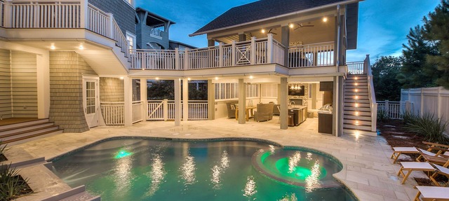 Watersound Beach. Gated, Exclusive use of pool, outdoor kitchen, dining, living in Watersound Beach