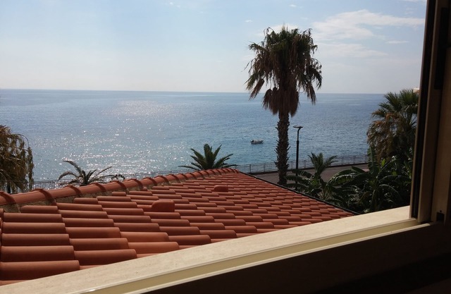 Sea 