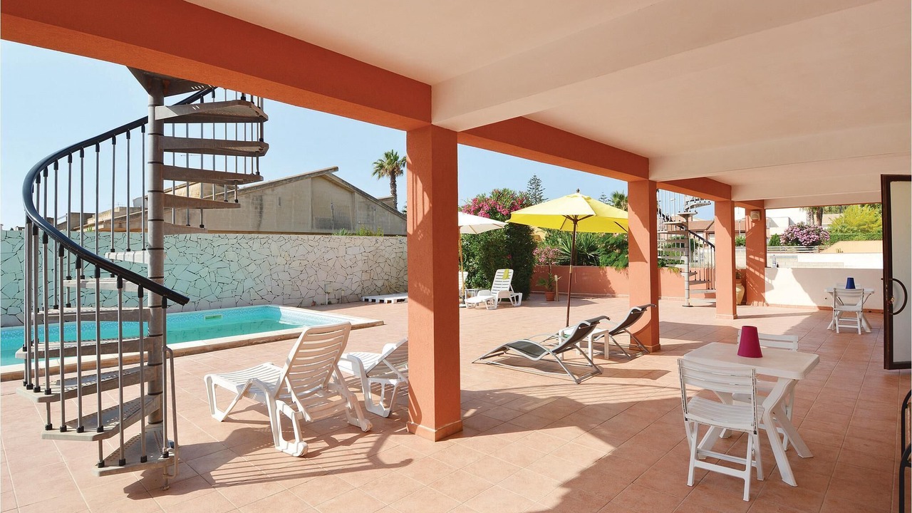 Photo of Patio Balcony in Caucana-finaiti-casuzze-finaiti Nord