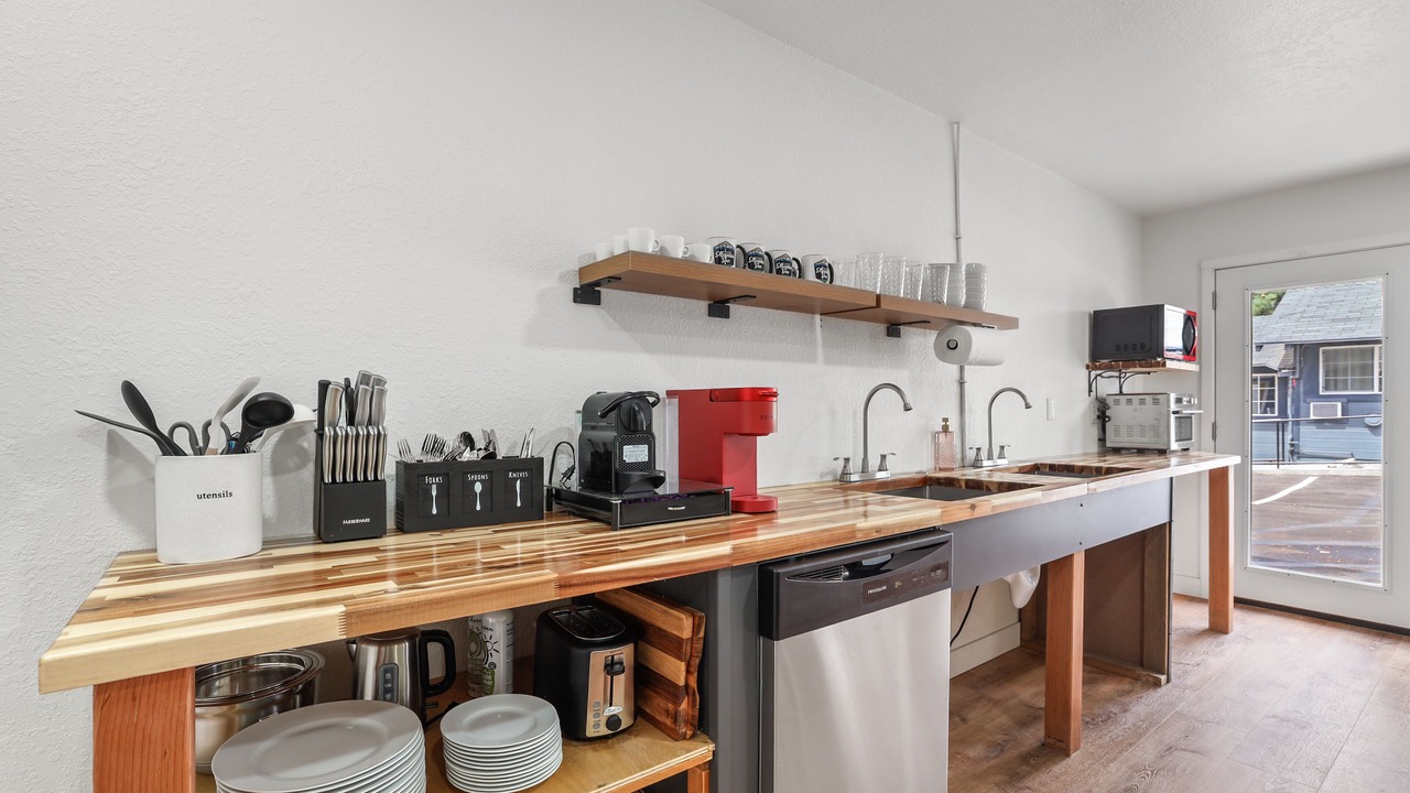 Photo of Kitchen in Sierra Tract