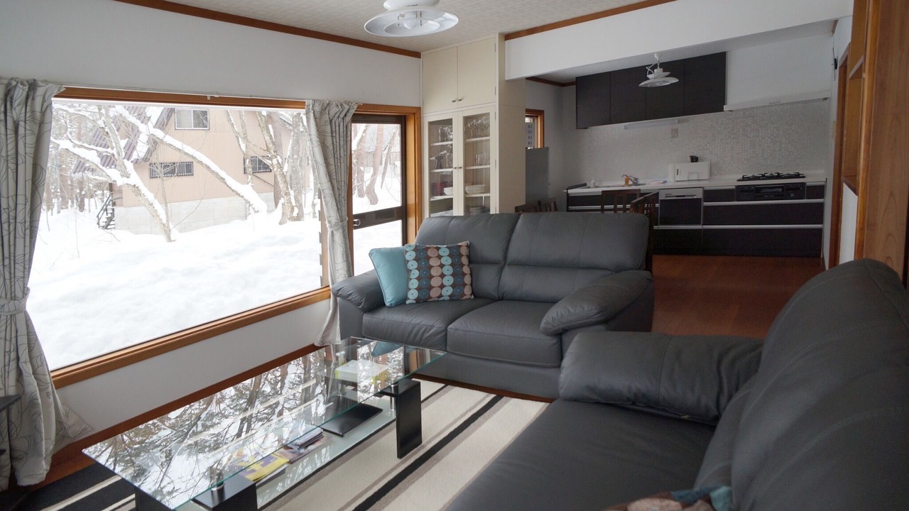 Photo of Livingroom in Echo Land