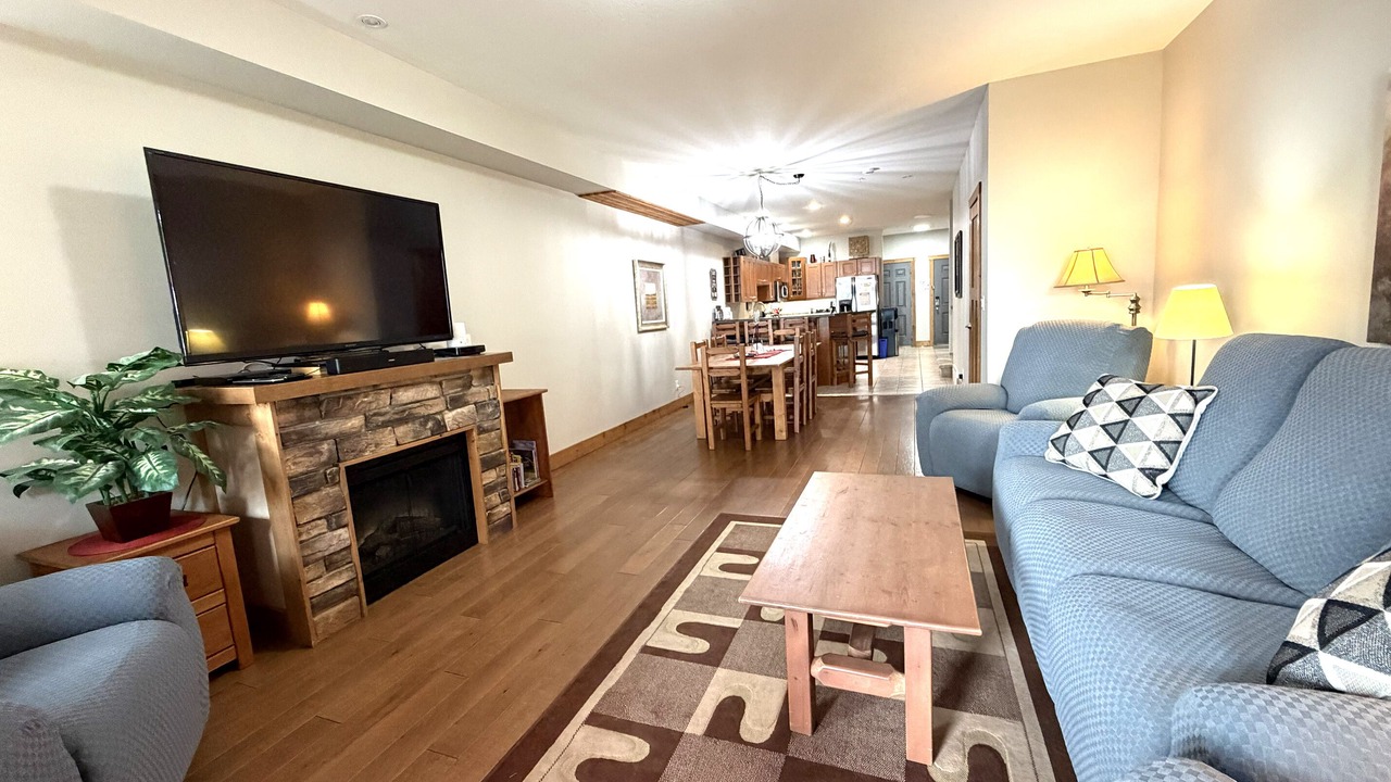 Photo of Livingroom in Osoyoos