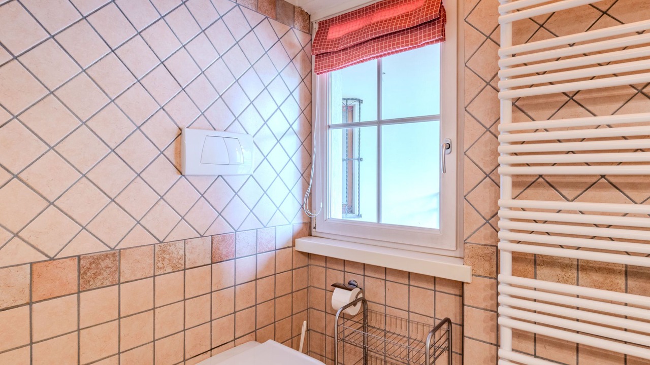 Photo of Bathroom in Lomaso