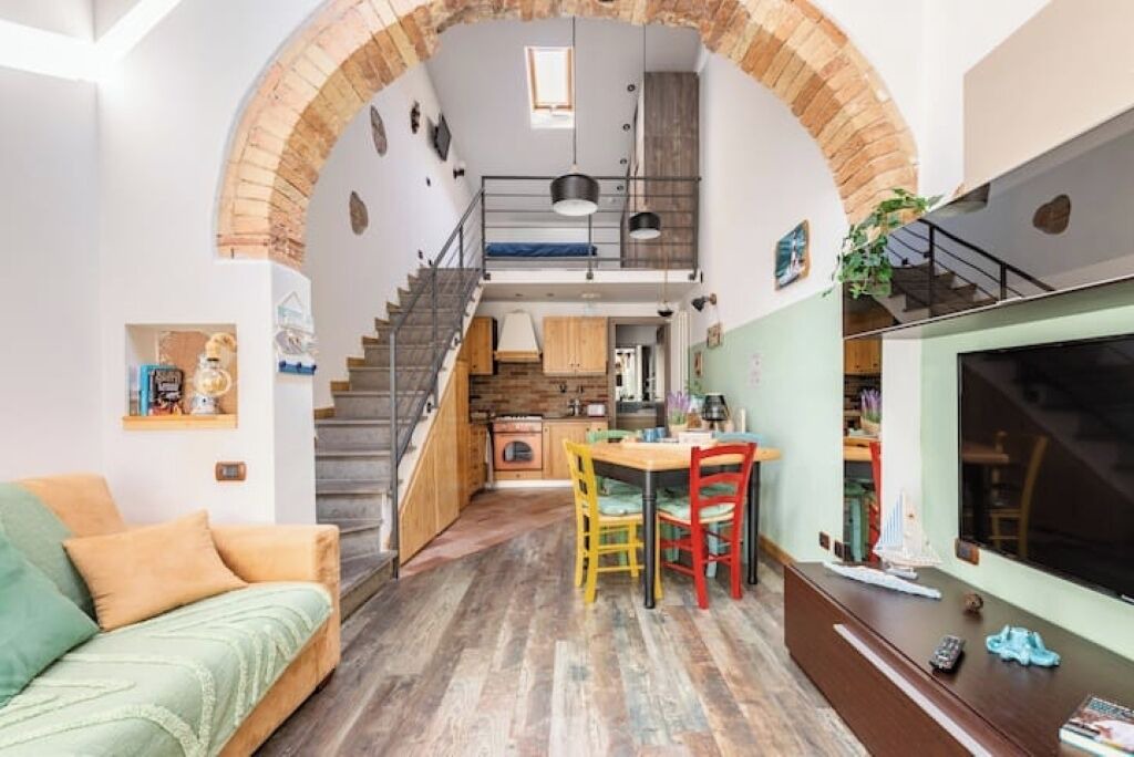 Photo of Livingroom in Livorno