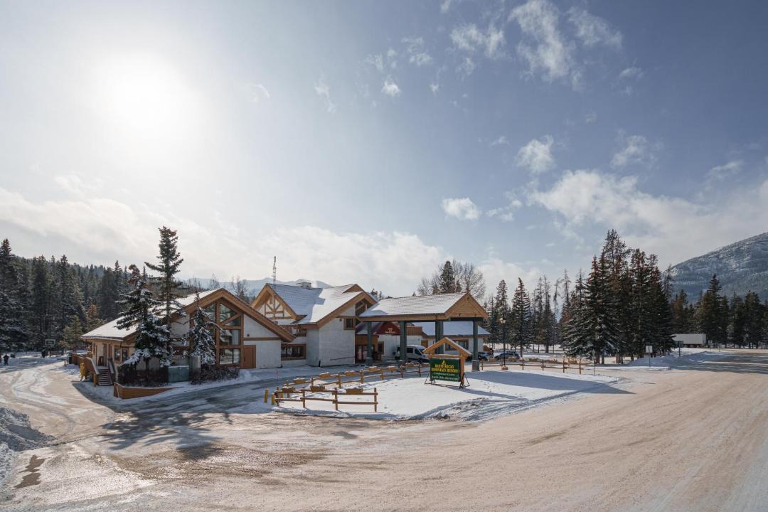 Photo of Others in Banff