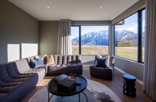Dalefield Villa | Toka Lodge