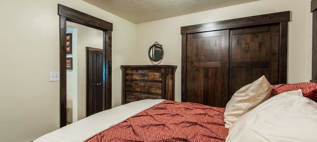 Hideaway Above The Stream in Provo