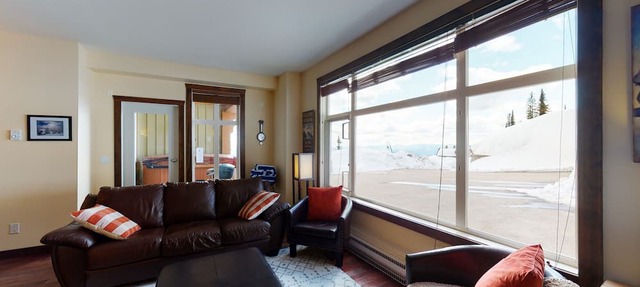 The Crescent by Okanagan Premier in Beaverdell