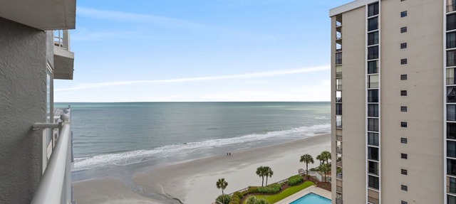 Ocean view condo in the fantastic Seawatch Resort + Free Attraction Tickets! in Myrtle Beach