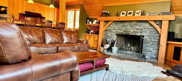 Creekside Family Hideout in Golden